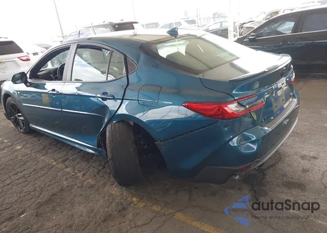 2025 Toyota Camry Se из США, поврежденный, VIN 4T1DAACK5SU032760